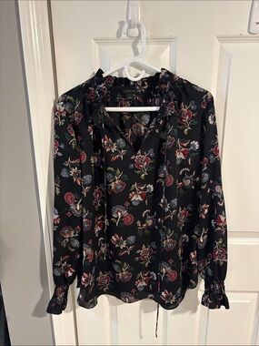 Ann Taylor Black Floral Ruffled V-Neck Long Sleeve Blouse